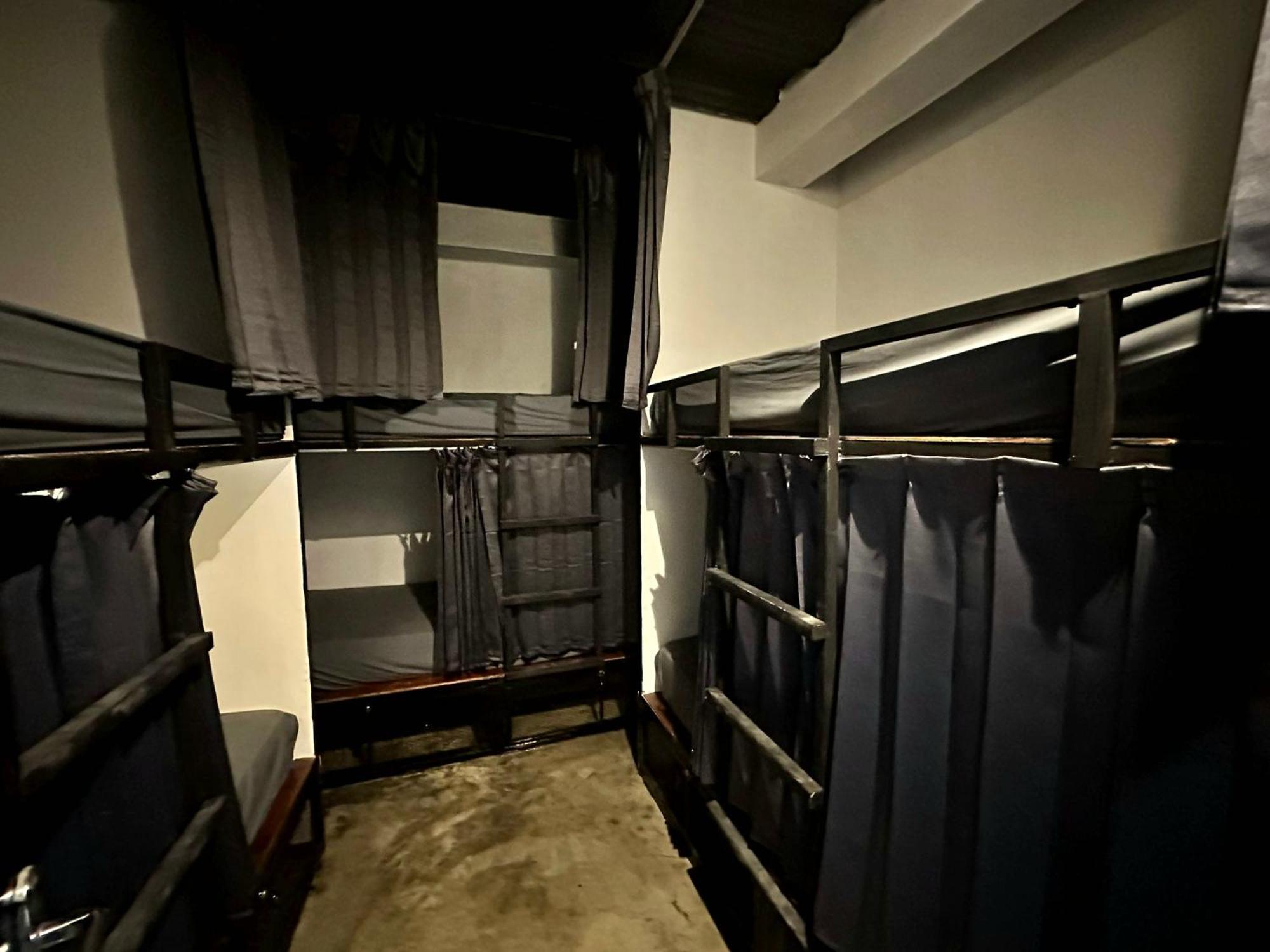 Cilacap Guest House Exterior photo